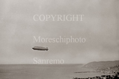 Il Dirigibile Zeppeling sorvola Sanremo (1)