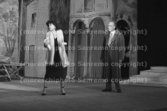 Anna-Magnani-Luigi-Cimara-Chi-e-di-scena-dic-1953-001b-30