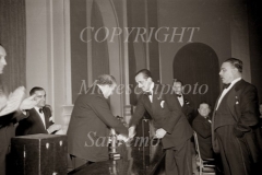 Mascagni premia Gare di scopone 1938(4)